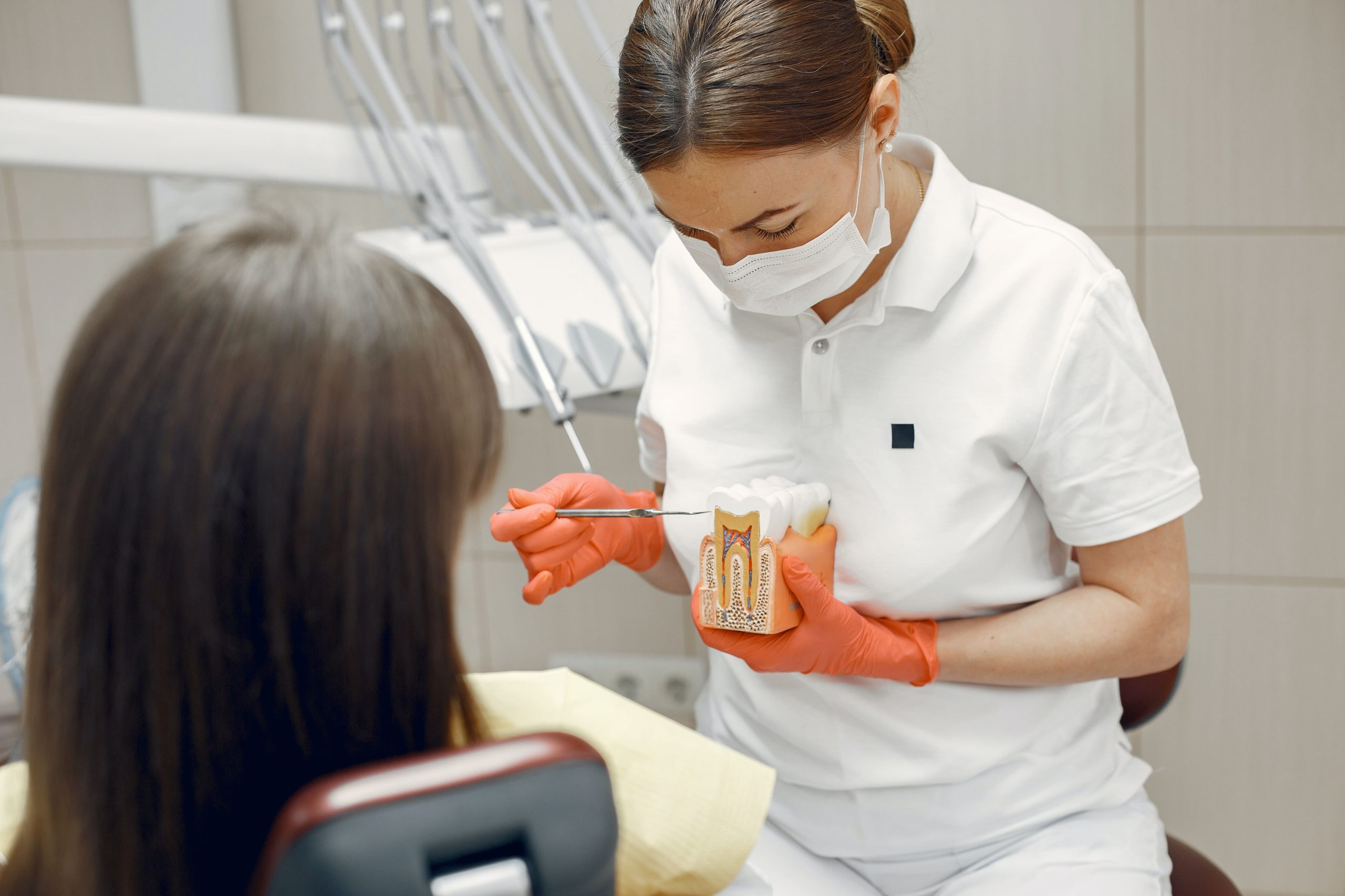 Root canal treatment Leidschendam